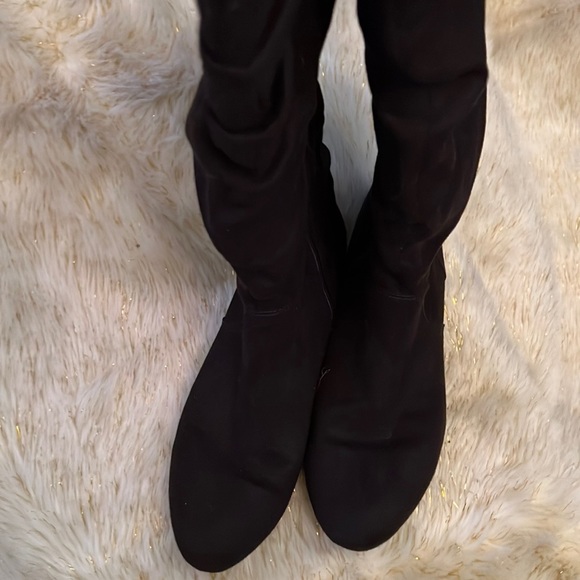 Boots - Picture 5 of 5